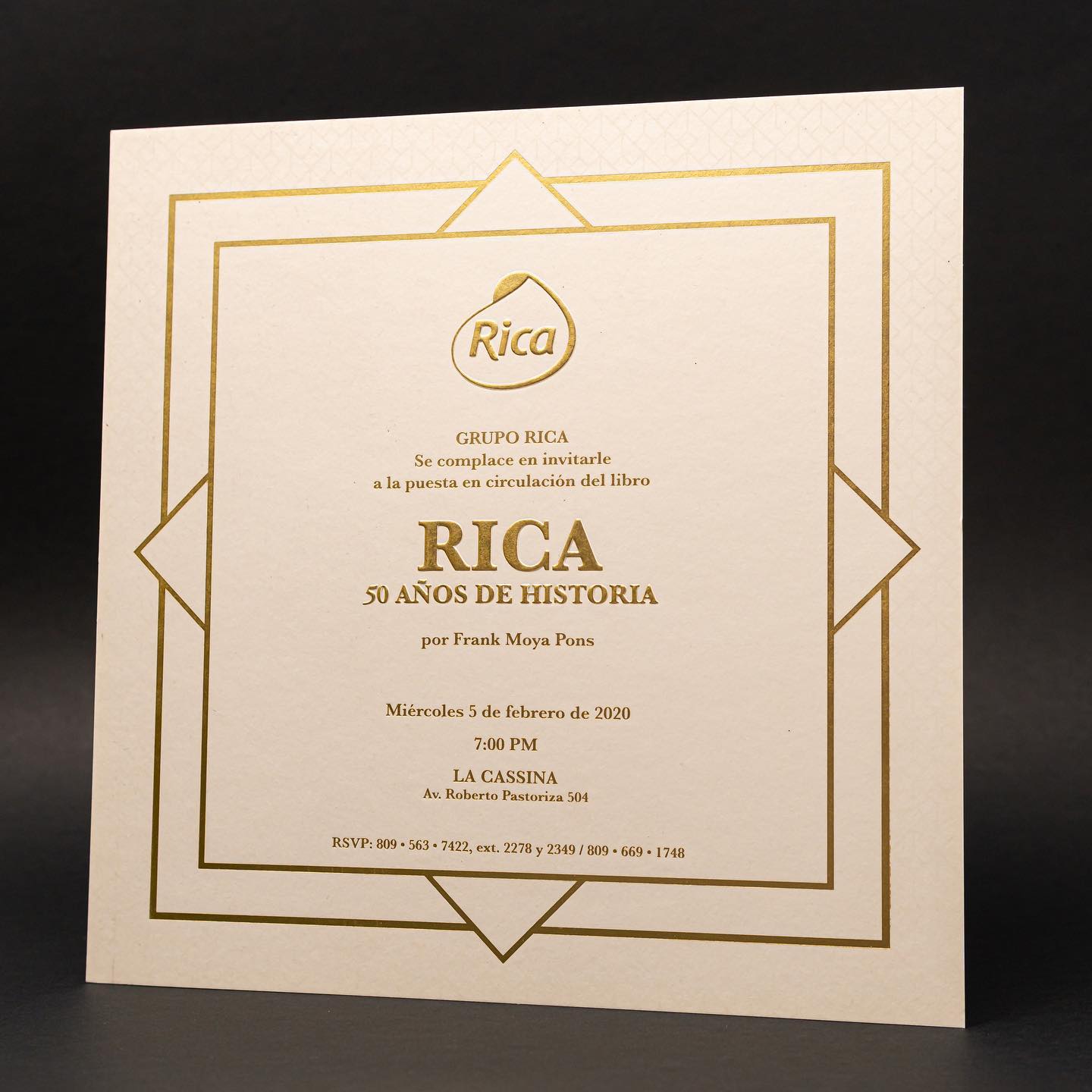 Leche-rica-tarjeta-de-invitación